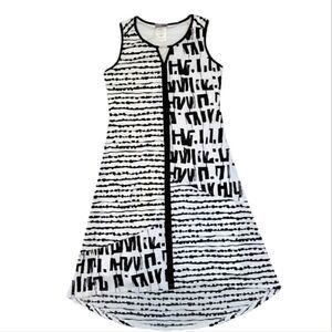 EC ZOE SLEEVELESS DRESS WITH SILVER TRIANGLE OPENING ON THE CHEST SZ. P/S